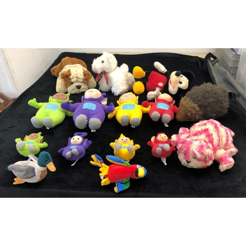 7013 - 4 large and 4 small Teletubbies, a Bagpuss cat, a Teddy-Hermann white dog and various other soft toy... 