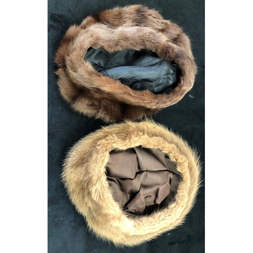 7090 - A blonde Marshall & Snelgrove fully lined fur stole, 159cm long overall and 2 fully lined beret styl... 