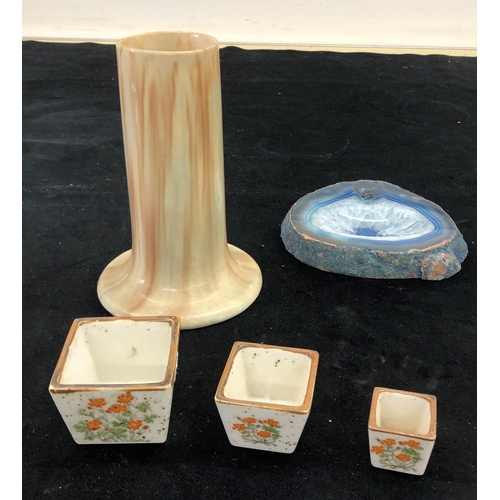 7114 - A blue onyx ashtray, a polished stone vase, 18.5cm high and 3 small graduated pots.