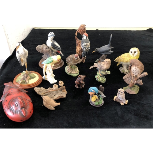 7130 - A quantity of various bird figures and 1 fox, including a woodpecker 221cm high, heron, 22cm high, w... 