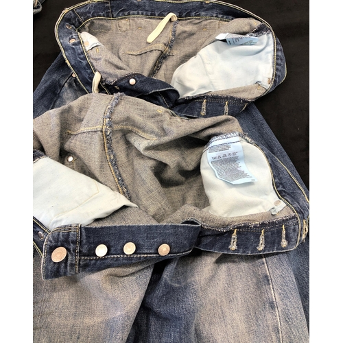 7147 - 3 pairs of vintage Levi Strauss blue jeans, Levi 508 04 W30L30 and 2 5002 with labels 00002 1655 30x... 