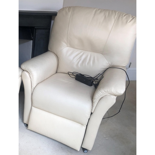 7173 - A good quality birch ivory leather Oaktree mobility chair from The Rise and Recline Chair Collection... 