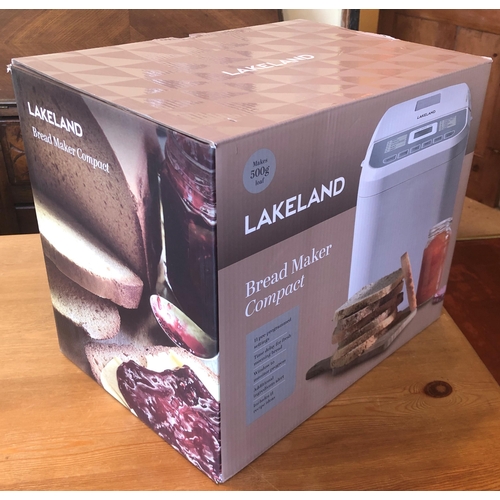 7195 - A Lakeland Compact Bread Maker, model 16147 as new and with original box, manual etc.