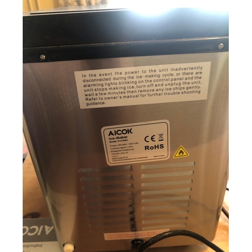 7197 - An Aicok ice maker machine, model YT-E-005C with instructions (as new).