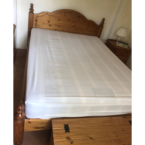 7231 - A good quality pine double bed frame with slatted base, frame, 163cm wide, 214cm long, 104cm high ov... 