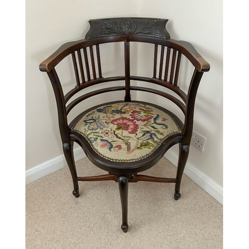 7219 - An Edwardian corner wooden chair with tapestry seat and wooden back, width (at widest) 50cm, depth 4... 