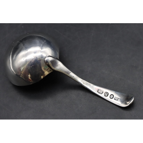 234 - A George III silver caddy spoon with round bulbous bowl, London 1791, maker's mark RC