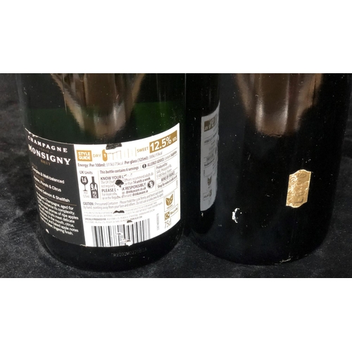 8010 - A bottle of Monsigny Champagne III and a bottle of Seleque Champagne (2)