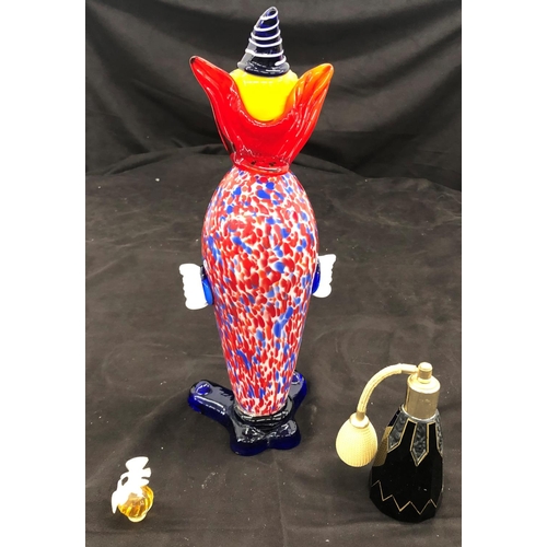 8072 - A Murano glass clown, 33cm high and 2 scent bottles. (3)