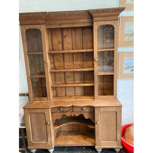 8315 - A Welsh dresser, 144cm wide, 40cm deep, 210cm high (1 glass panel missing), comes in 2 parts. This i... 