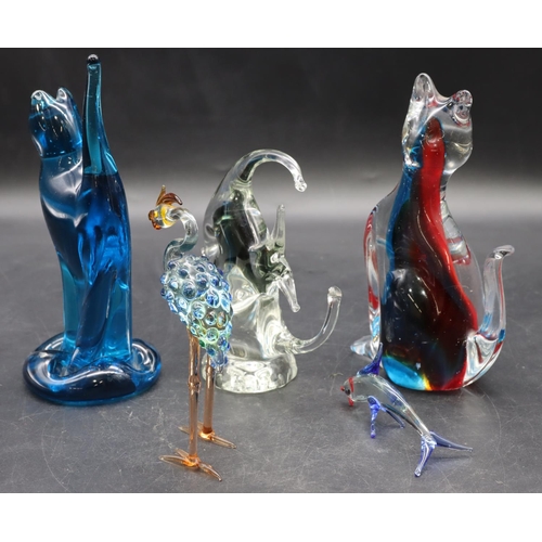 28 - 2 glass figures of cats, largest 17.5cm high, 2 glass figures of a fish,  and a glass figure of a bi... 