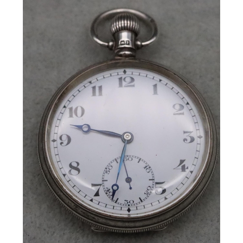 625 - A George V silver open faced pocket watch with white enamel dial, seconds dial and Arabic numerals, ... 