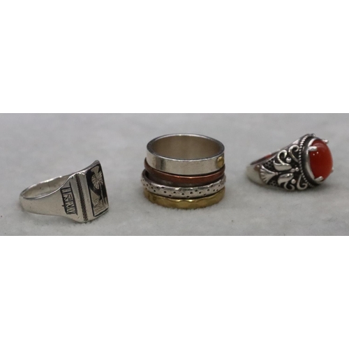 646 - 3 various silver and silver coloured metal rings