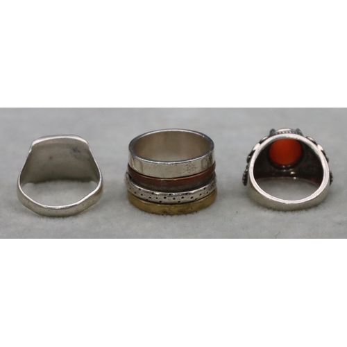 646 - 3 various silver and silver coloured metal rings