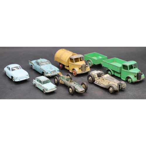 782 - A Dinky Bedford green van with trailer and 6 various cars and trucks (7)