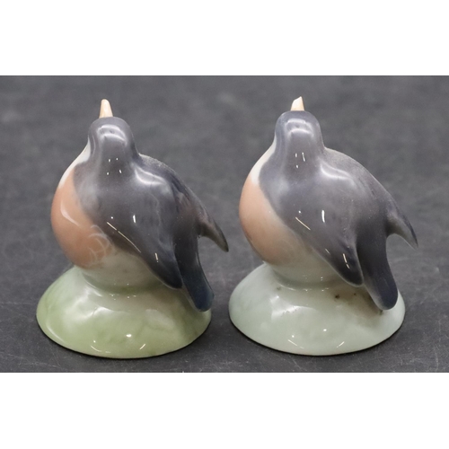 88 - A pair of Royal Copenhagen miniature figures of robins, number 2238, 4cm high (2)