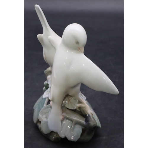 93 - A Royal Copenhagen group of 2 lovebirds, number 402, 13.5cm high