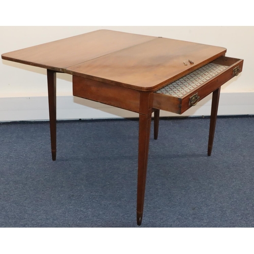 933 - A 19th Century mahogany tea table with inlaid stringing, 1 long drawer, on square tapering legs, 97c... 