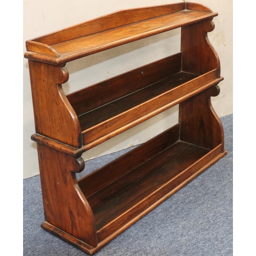 941 - A 19th Century mahogany tabletop 3-tiered graduated book trough, 77cm wide, 20.5cm deep, 58cm high