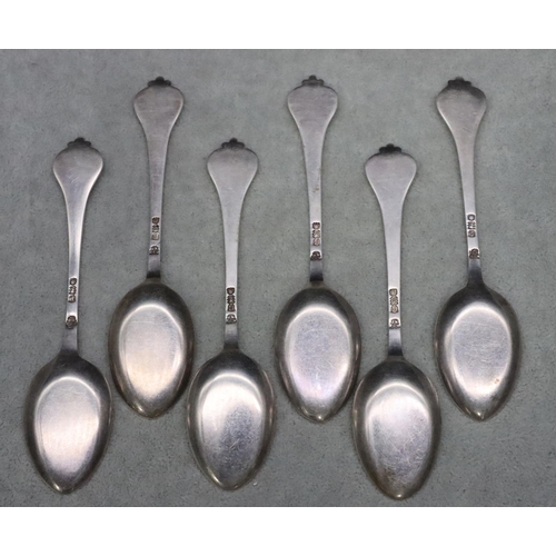 362 - A set of 6 late Victorian silver shovel shaped teaspoons, London 1899, 3.3oz