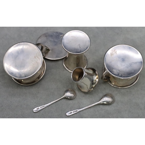 369 - A Birmingham silver 3-piece condiment set, comprising of mustard with hinged lid and blue glass line... 