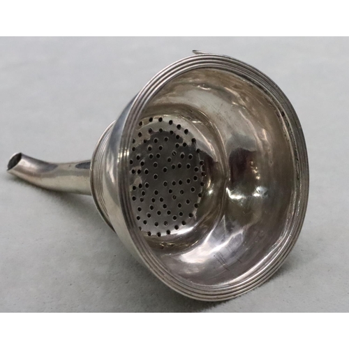 379 - A George III silver wine funnel (repair to rim), 2.6oz