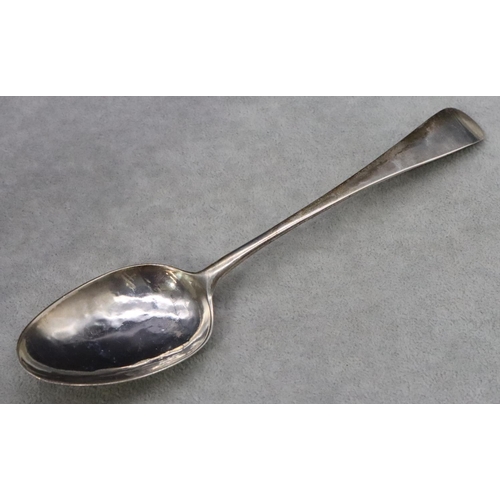 400 - A George III silver tablespoon, London 1796, 1.5oz