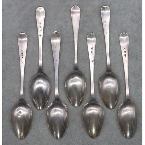 418 - A set of 7 George III silver bright cut teaspoons, maker Peter & Anne Bateman, 2.7oz