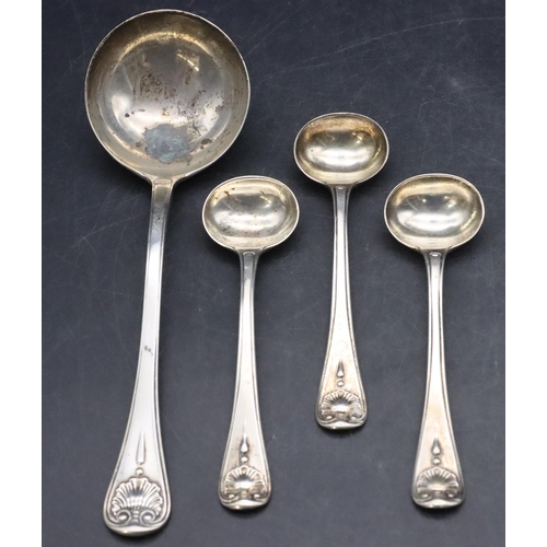 477 - A set of 3 Victorian salt spoons with shell motif, London 1837 and a matching small sauce ladle, Lon... 