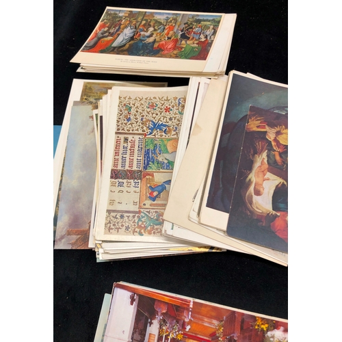 9036 - A quantity of black and white and colour postcards, including  Birthday cards, places, Historic Buil... 