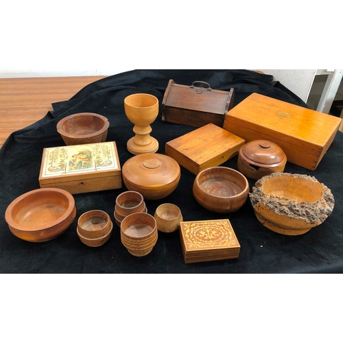 9070 - A quantity of various Treen, boxes, bowl, cutlery boxes etc.