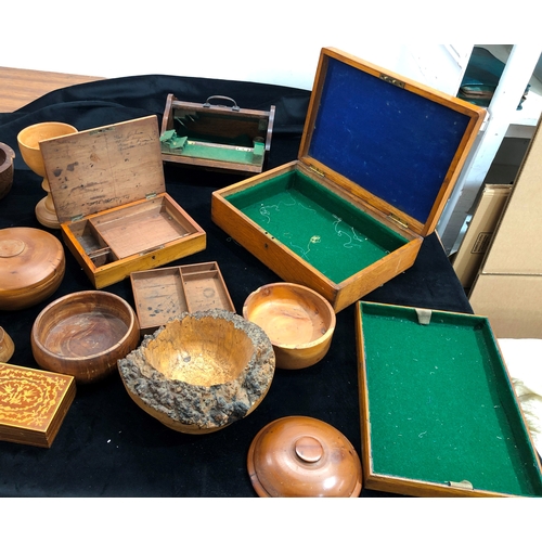 9070 - A quantity of various Treen, boxes, bowl, cutlery boxes etc.