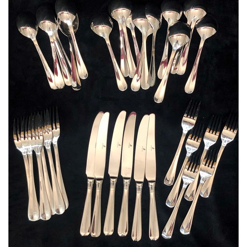 9209 - A Viners 6-place setting flatware service, comprising of 6 dinner knives, 6 dinner forks, 6 dessert ... 