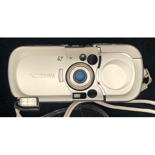 9213 - A Minolta Vectis 3000 camera, in leather case, a pair of Yves Saint Laurent glasses (cased), a Dansk... 