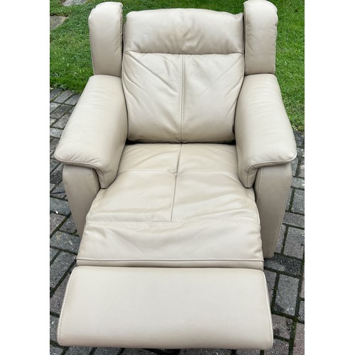 9269 - A good quality modern Italian beige leather electric reclining armchair, approx 89cm wide, 93cm deep... 