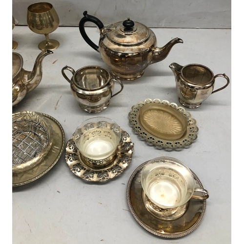 9239 - A 4-piece silver plated tea service and a quantity of various silver plated items