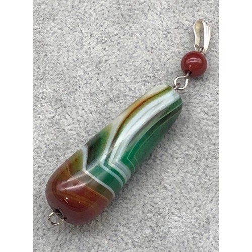 9263 - A silver and banded agate coloured drop pendant, 6.5cm high overall