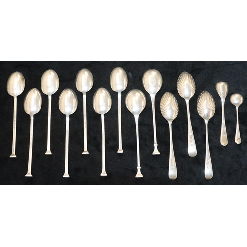 135 - A set of 6 George V silver seal topped teaspoons, Sheffield 1916/17, 3 other silver seal topped teas... 