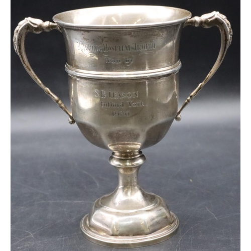 158 - A George V silver 2-handled trophy on round sweeping base with engraved inscription, London 1929, 15... 