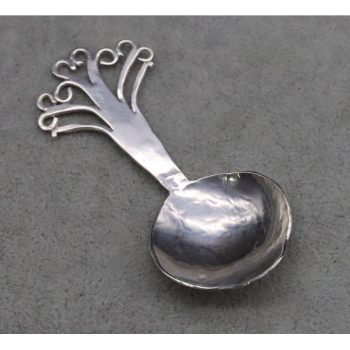 219 - Charles Godfrey Langdon Arts & Crafts silver caddy spoon with pierced handle, hammered bowl, London ... 