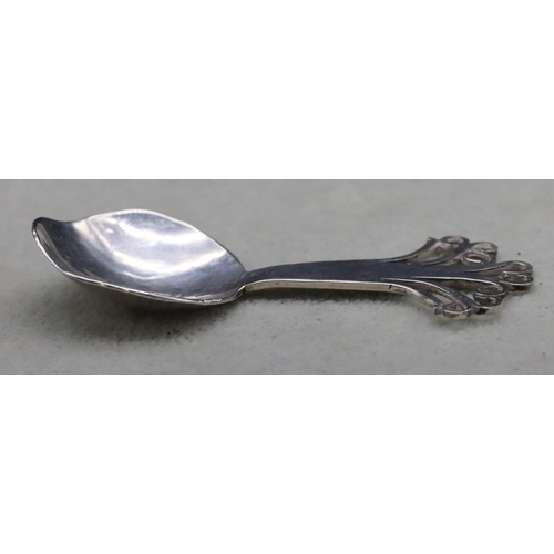 219 - Charles Godfrey Langdon Arts & Crafts silver caddy spoon with pierced handle, hammered bowl, London ... 