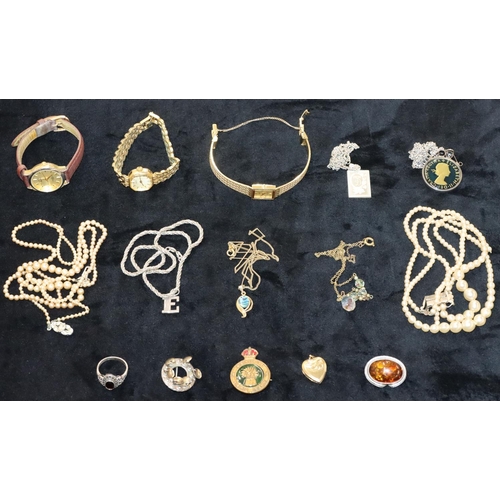 269 - A silver rope style chain and a small quantity of various costume and other jewellery,