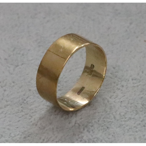 279 - A gold wide band wedding ring, Size X/W, 4.5 grams