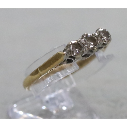 289 - An 18ct gold ladies' 3-stone diamond ring, each approx. 0.10ct, Size P, 3.3 grams gross