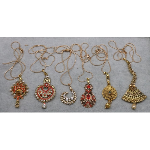 306 - 6 modern gilt pendants with chains