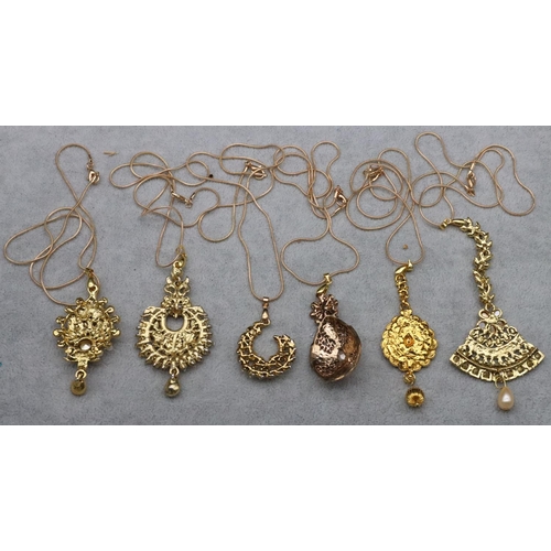 306 - 6 modern gilt pendants with chains