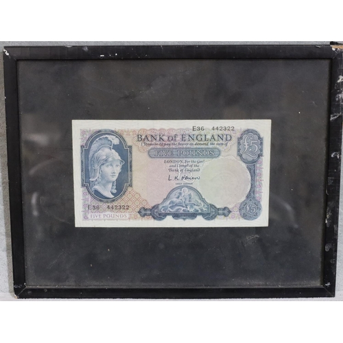 307 - An O'Brien 1957 £5 blue and white bank note, E36 442322, framed