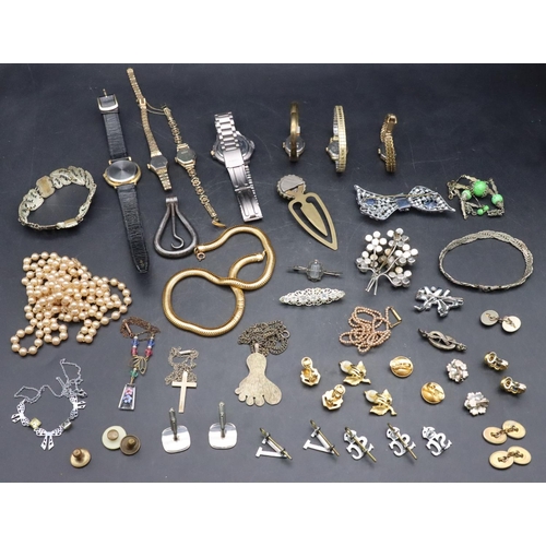 330 - 5 various ladies' wristwatches, 2 further wristwatches, a sea pearl necklace (clasp a/f) and a quant... 