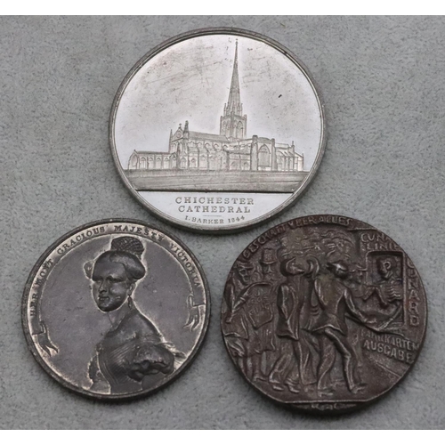 364 - 2 19th Century medallions and a 20th Century medallion (3)