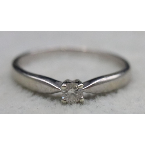 368 - A 9ct white gold ladies' small solitaire diamond ring, Size R/S, 1.7 grams